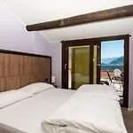 Nuovo Bar Penzion 4*